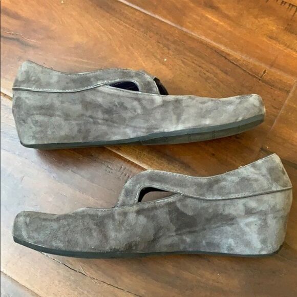 𝅺VANELI Suede Loafers Wedge Shoes - Picture 2 of 8